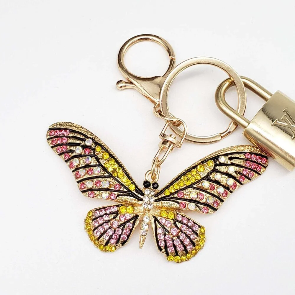 Louis Vuitton Authentic Gold Padlock 🔑 Key + Stylish Unbranded Butterfly Charm - Picture 4 of 6